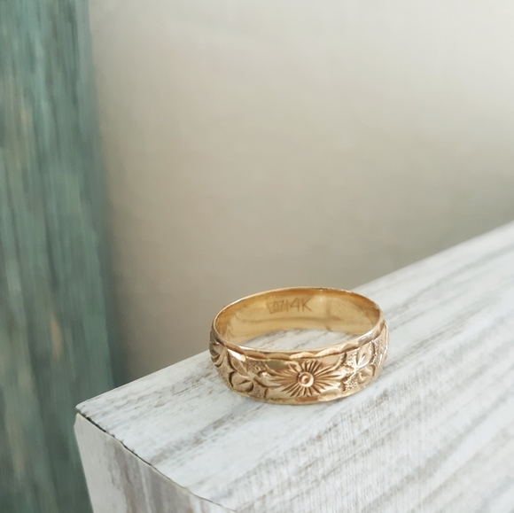 None Jewelry - 14k GOLD  Ring  Hawaiian Pua Scroll